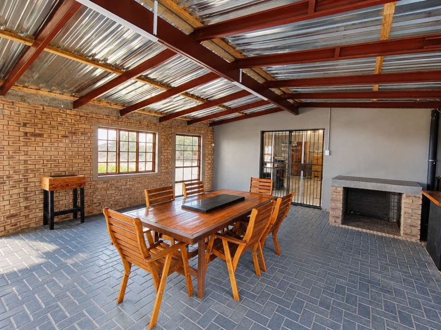 4 Bedroom Property for Sale in Uitsig Free State